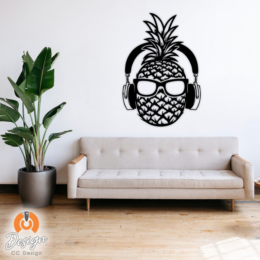 Anana con Auriculares